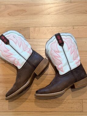 Durango Brown and White with pink Western Boot (big kids size 3.5)